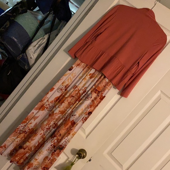 Ladies 2 piece maxi dress & jacket set S - Picture 3 of 15